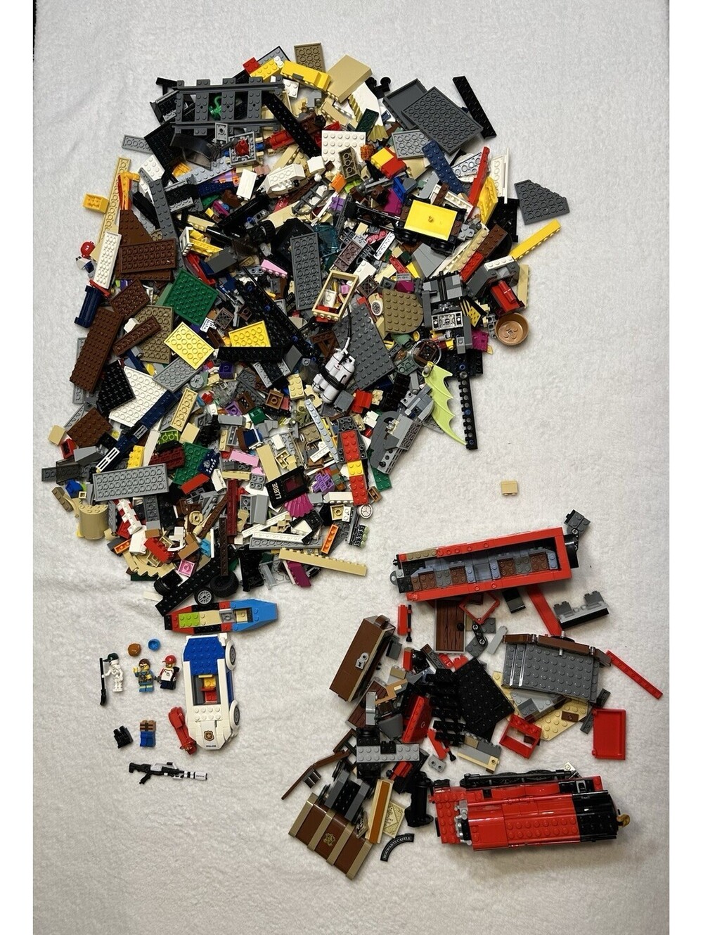 5+ Pound Lego Bulk Minifigure/Brick Lot And Hogwarts Castle Lego Lot Incomplete